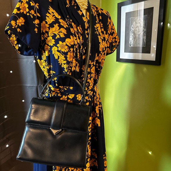 Bally Vintage Italian Leather Top-Handle & Crossbody Bag — Made in Italy - Picture 13 of 14